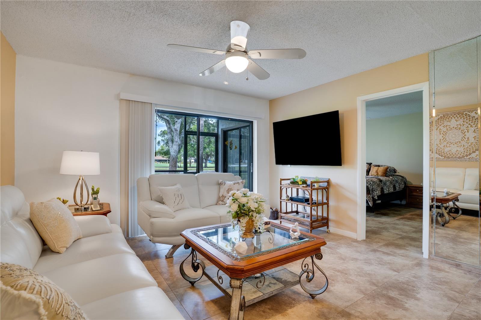 117 E CYPRESS CT #117 — photo 3