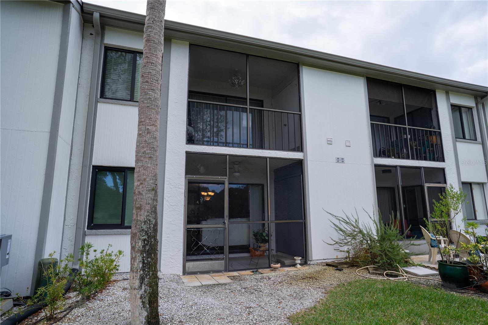 117 E CYPRESS CT #117 — photo 19
