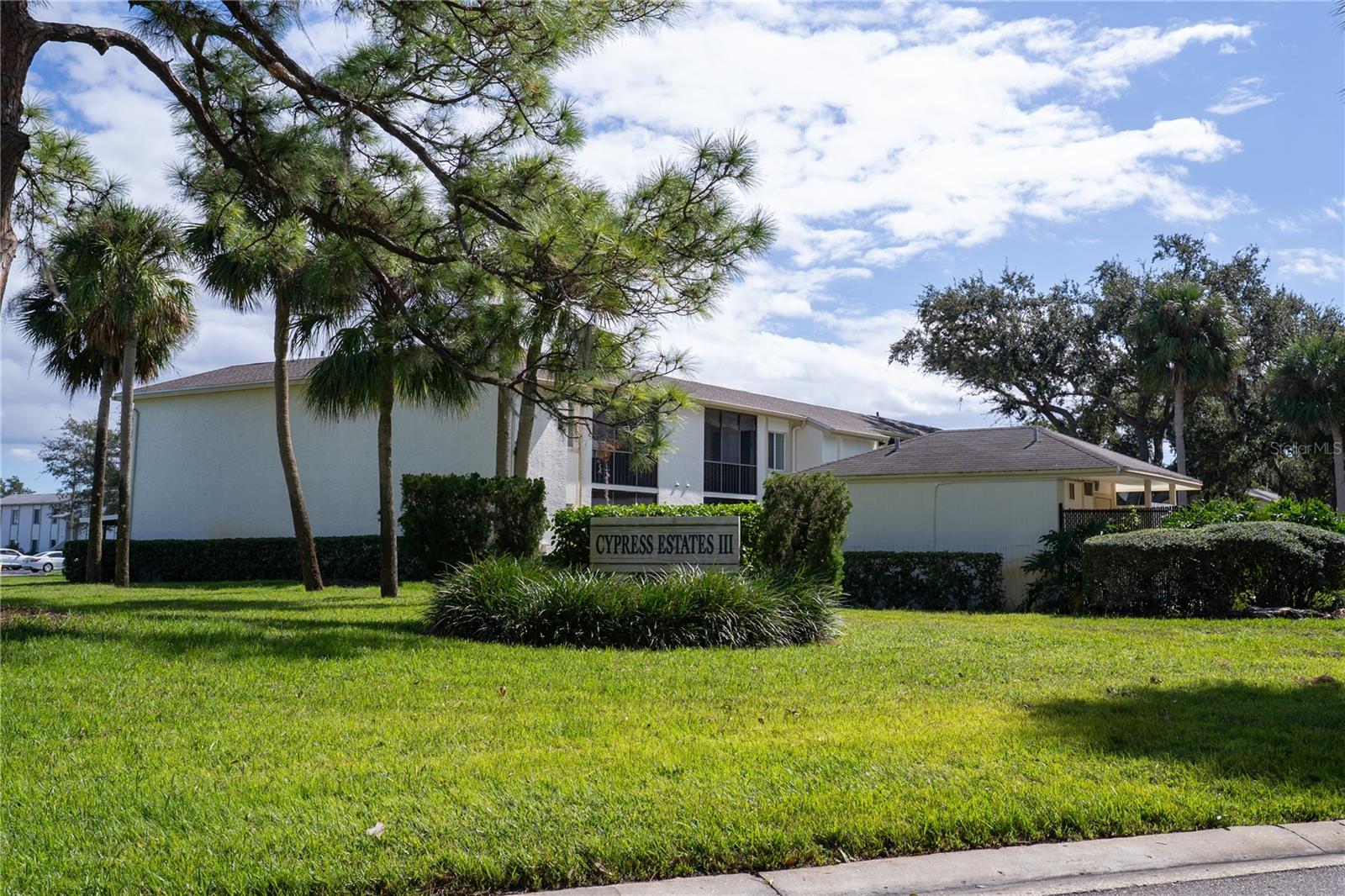 117 E CYPRESS CT #117 — photo 22