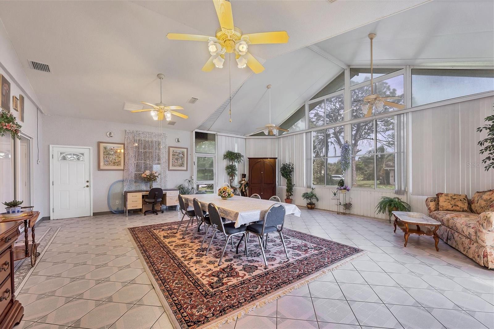 12209 COTORRO AVE — photo 24