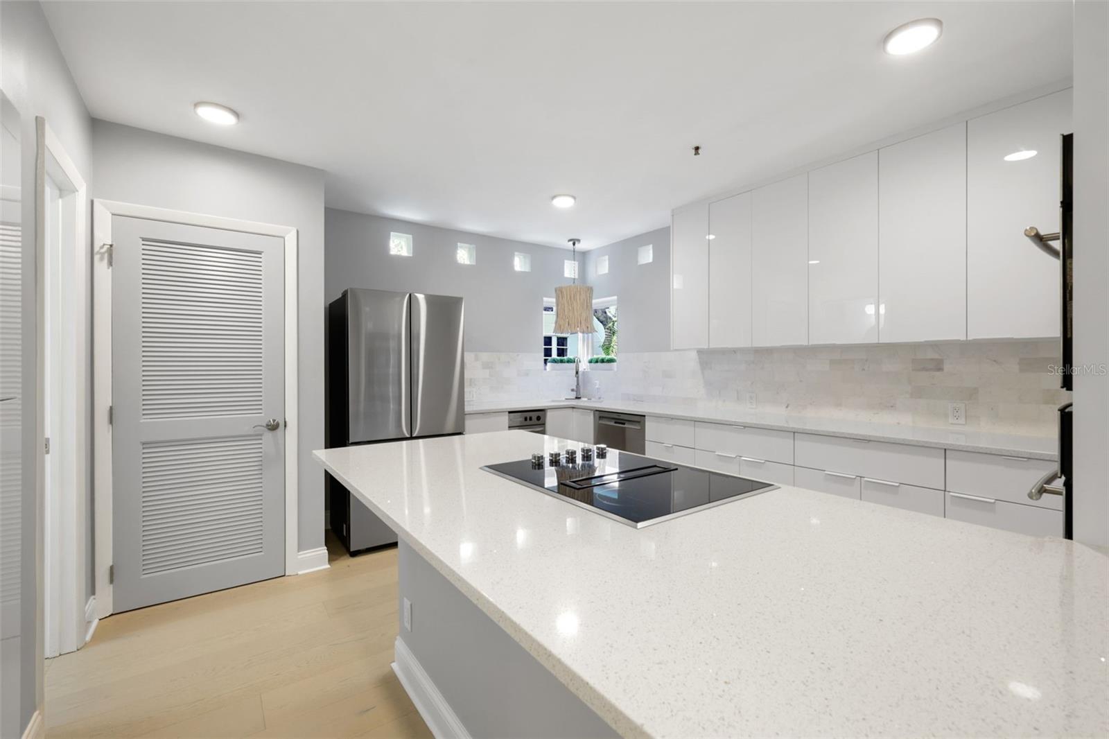 4950 BAYSHORE BLVD #23 — photo 13
