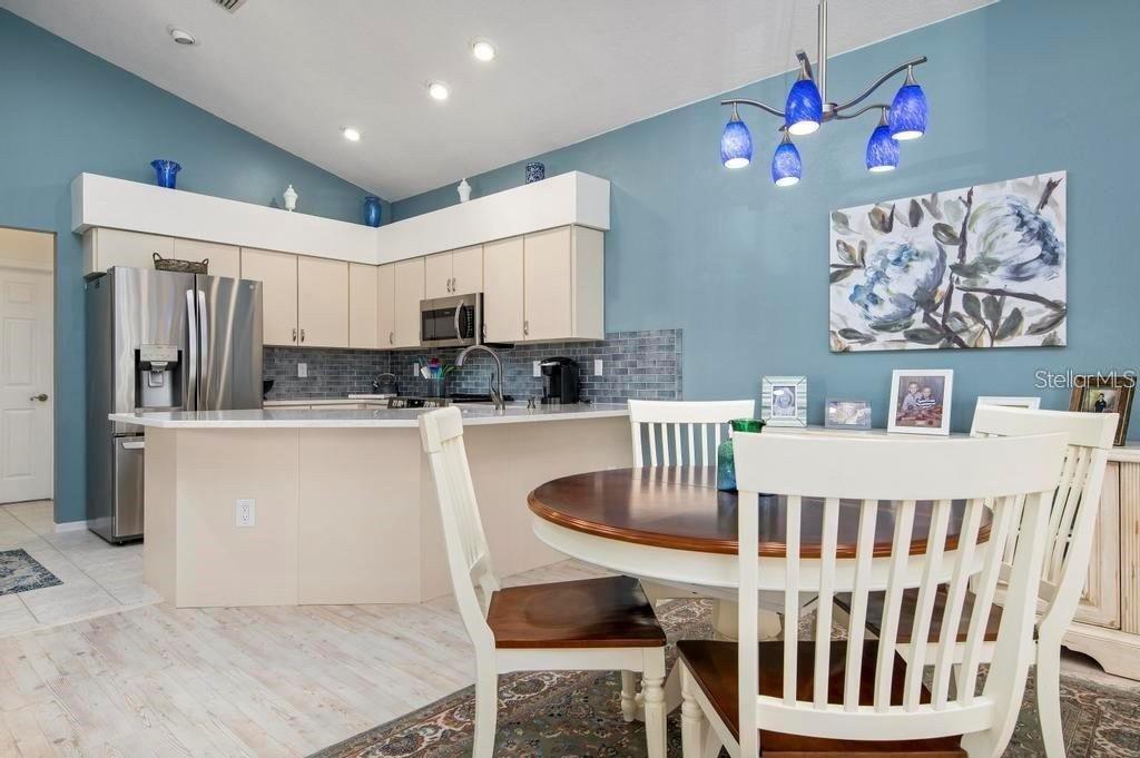 1811 HIGHLAND RD — photo 11
