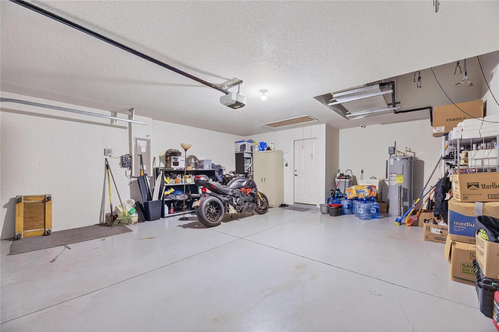 424 DOWN PINE DR — photo 35