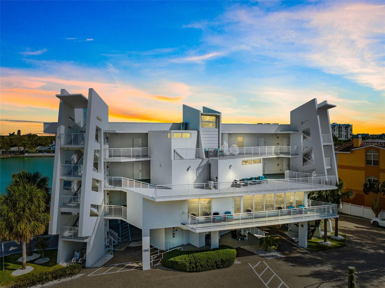 10116 GULF BLVD #502W — photo 45