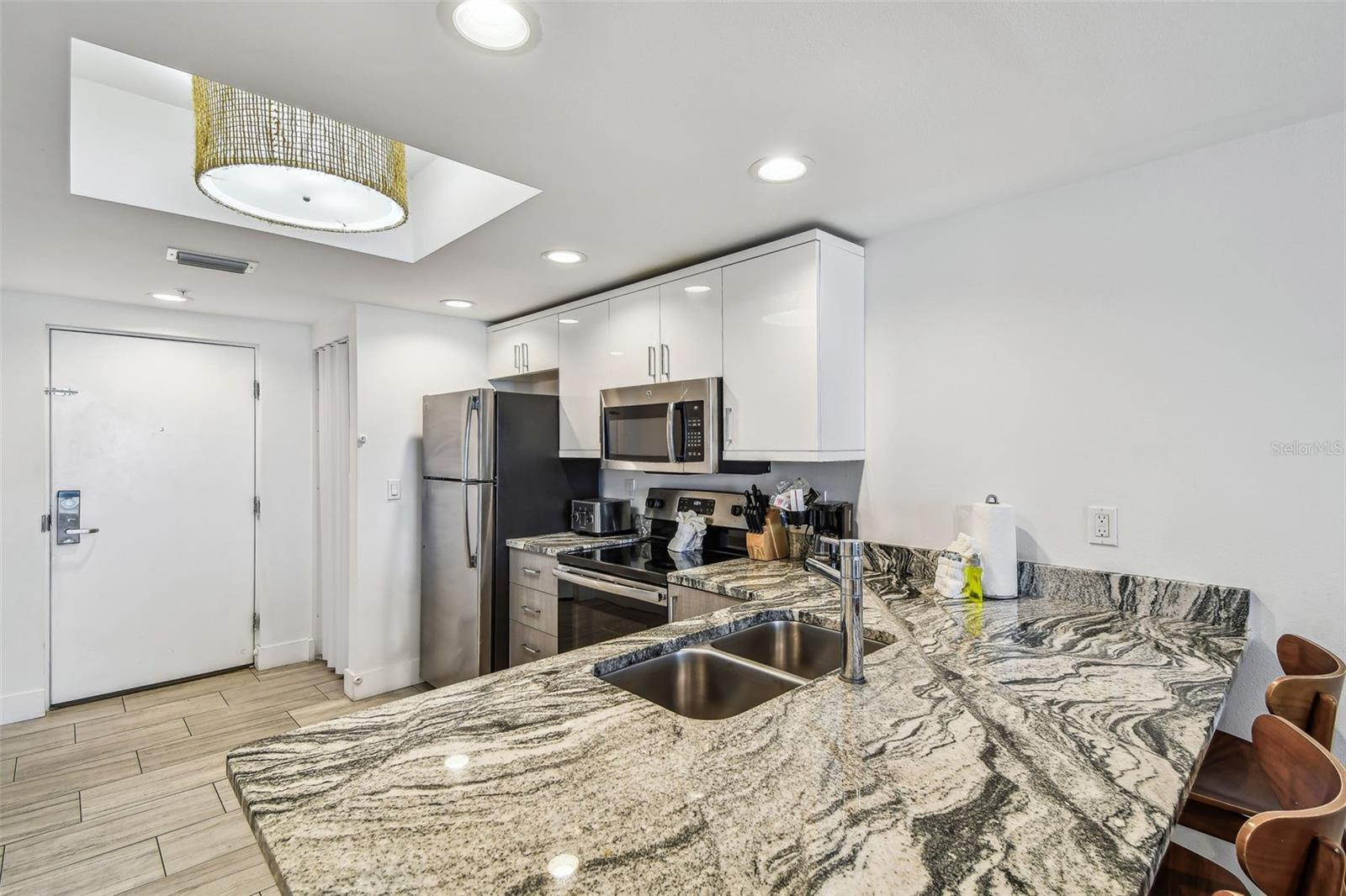 10116 GULF BLVD #502W — photo 13