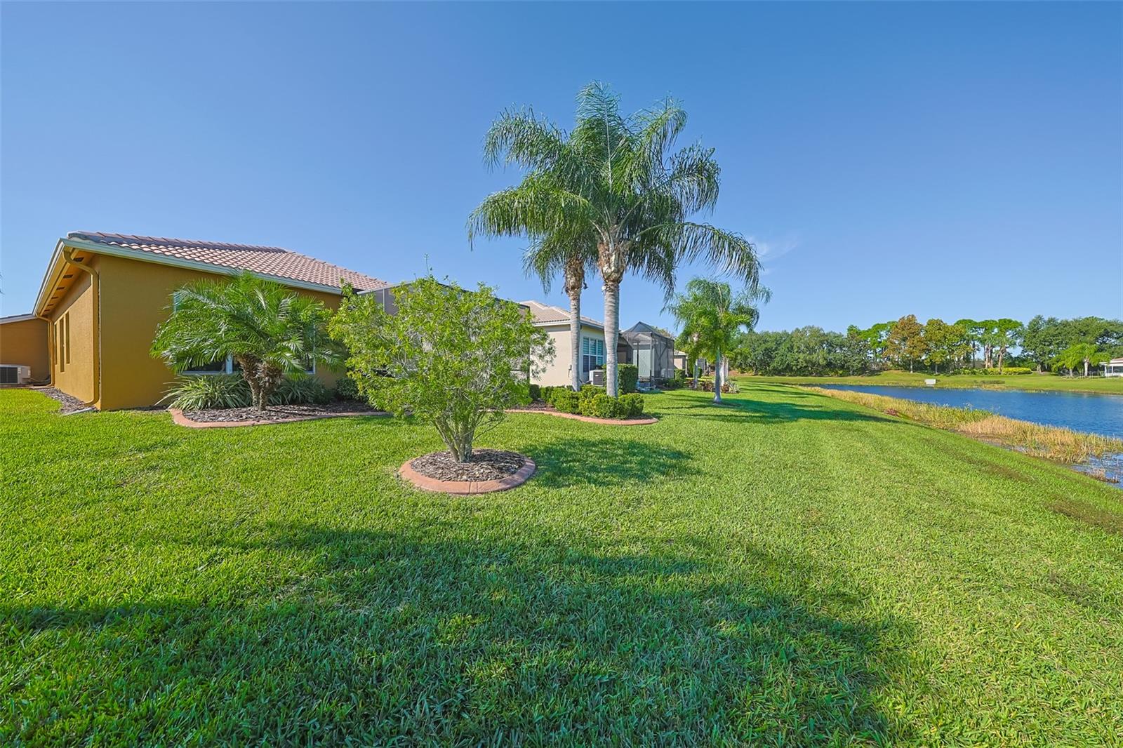 15948 COBBLE MILL DR — photo 38