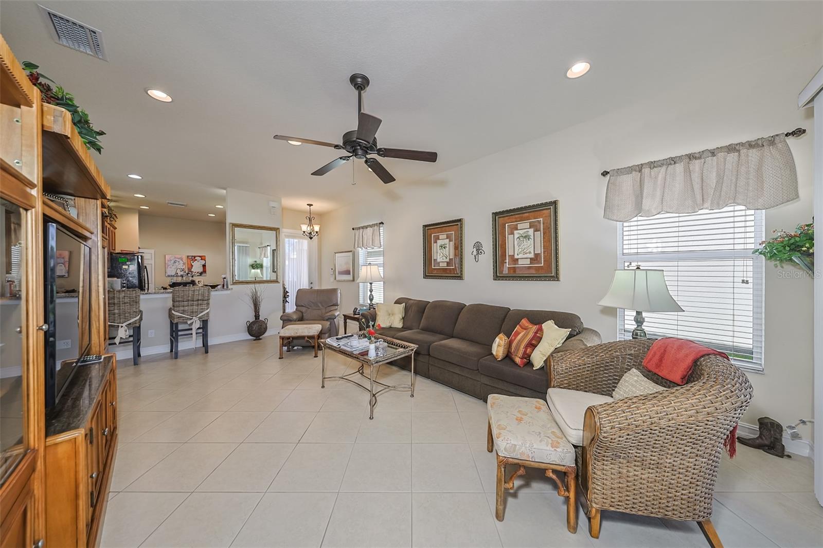 15948 COBBLE MILL DR — photo 2