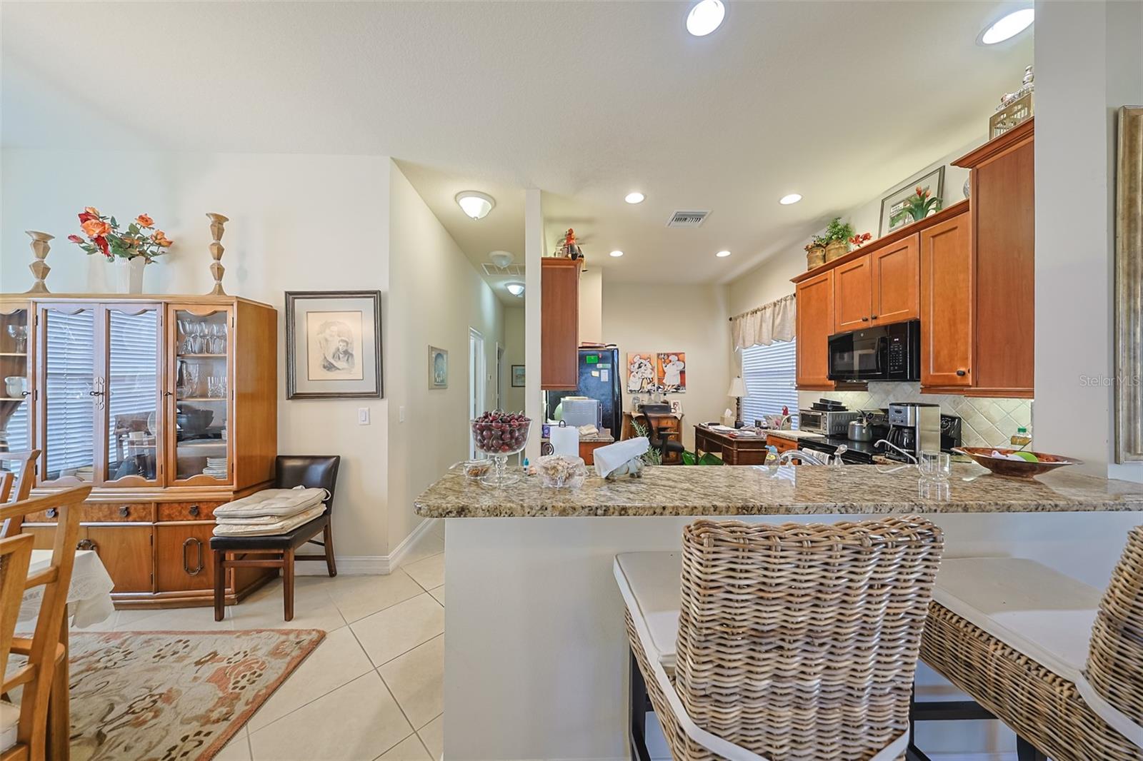 15948 COBBLE MILL DR — photo 29
