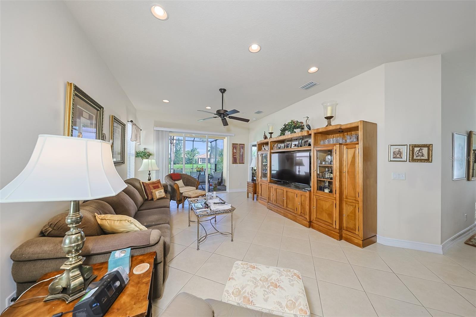 15948 COBBLE MILL DR — photo 27