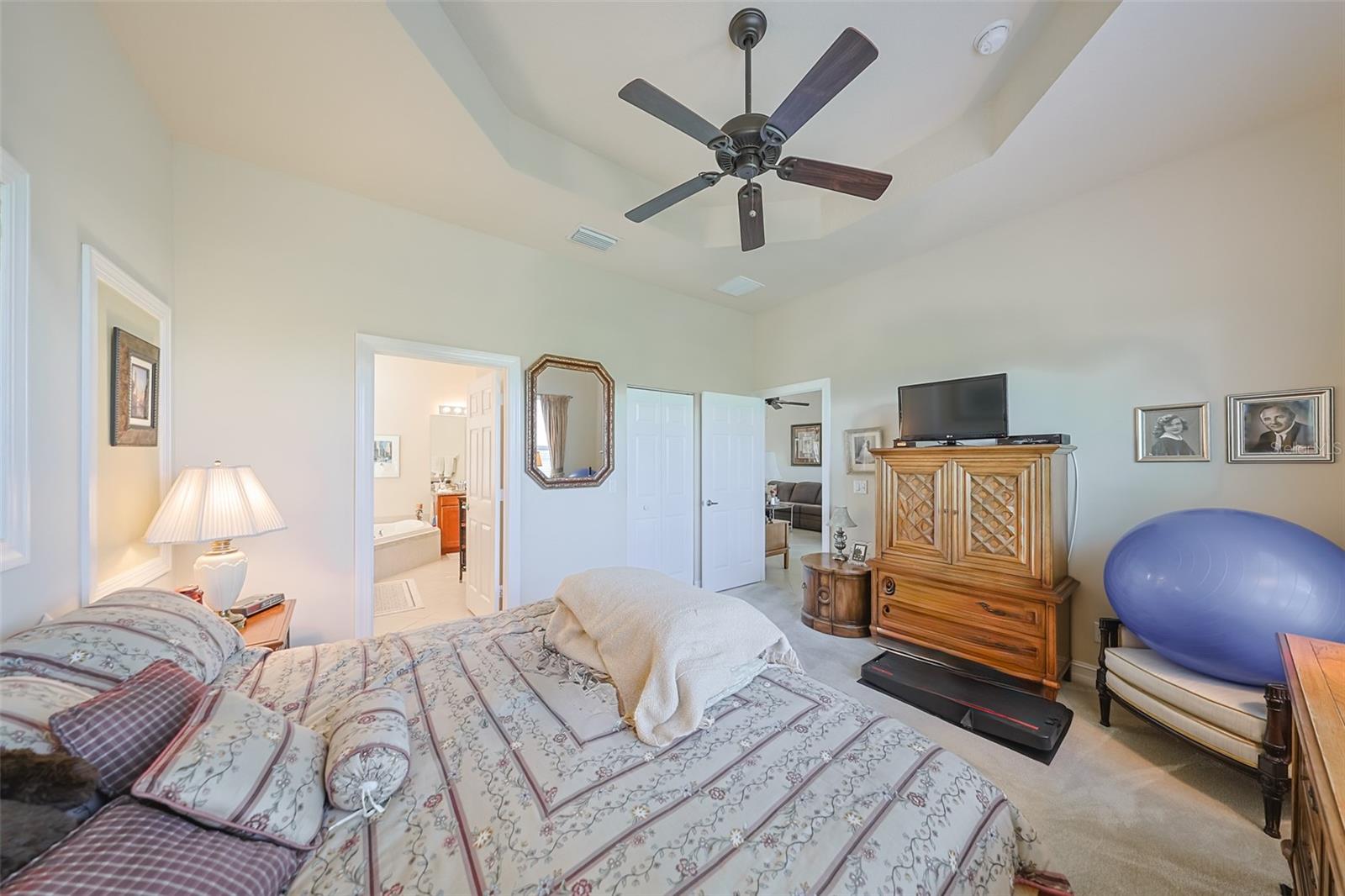 15948 COBBLE MILL DR — photo 24