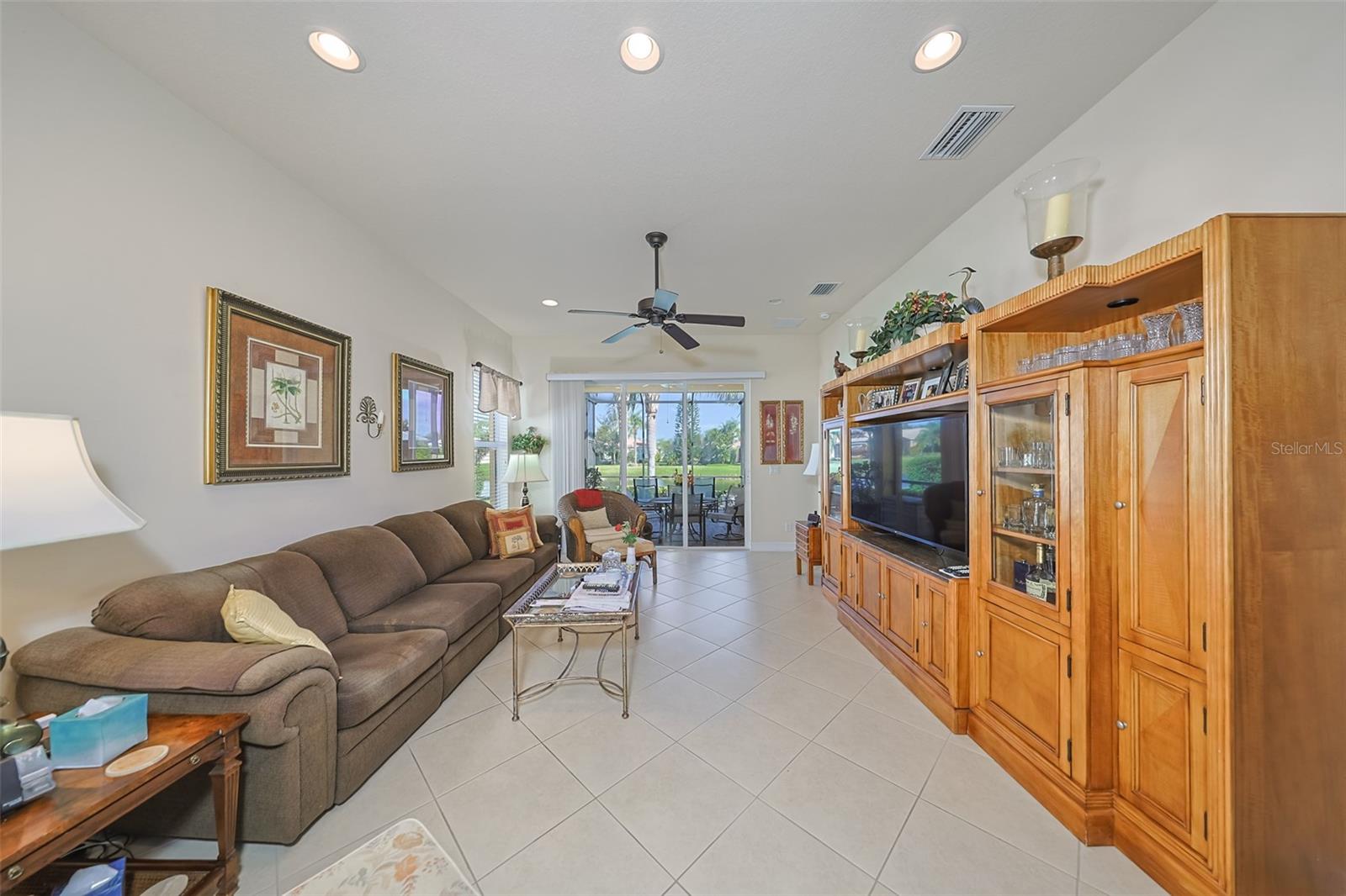 15948 COBBLE MILL DR — photo 26