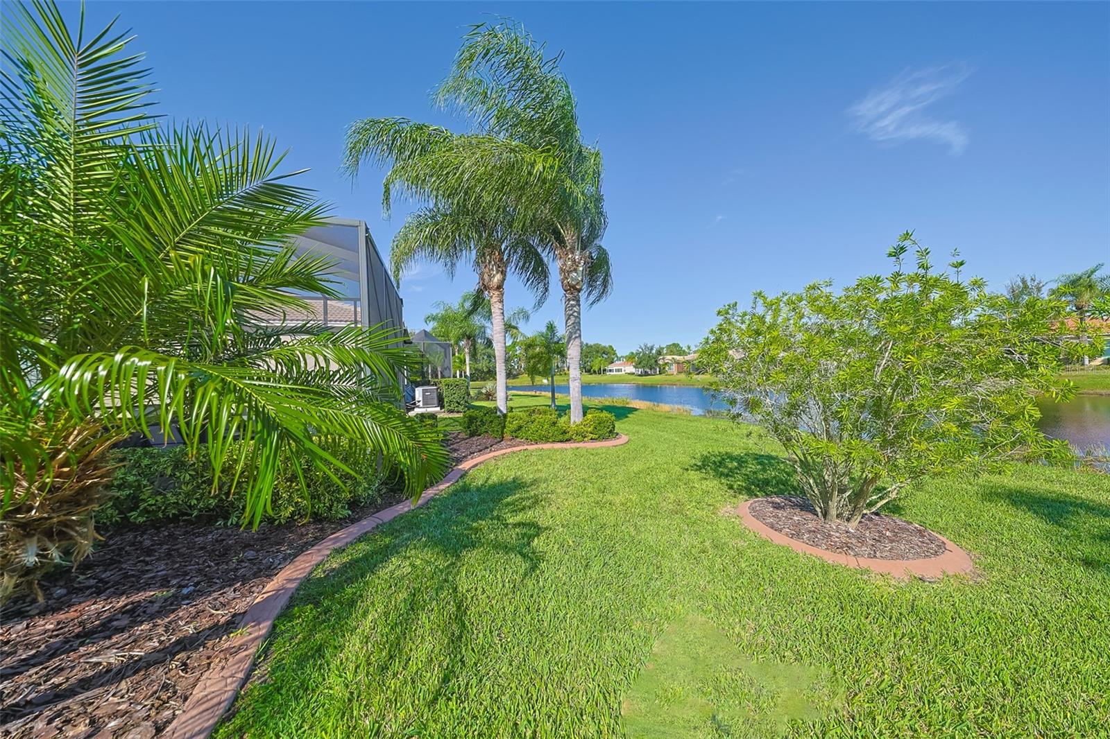 15948 COBBLE MILL DR — photo 39