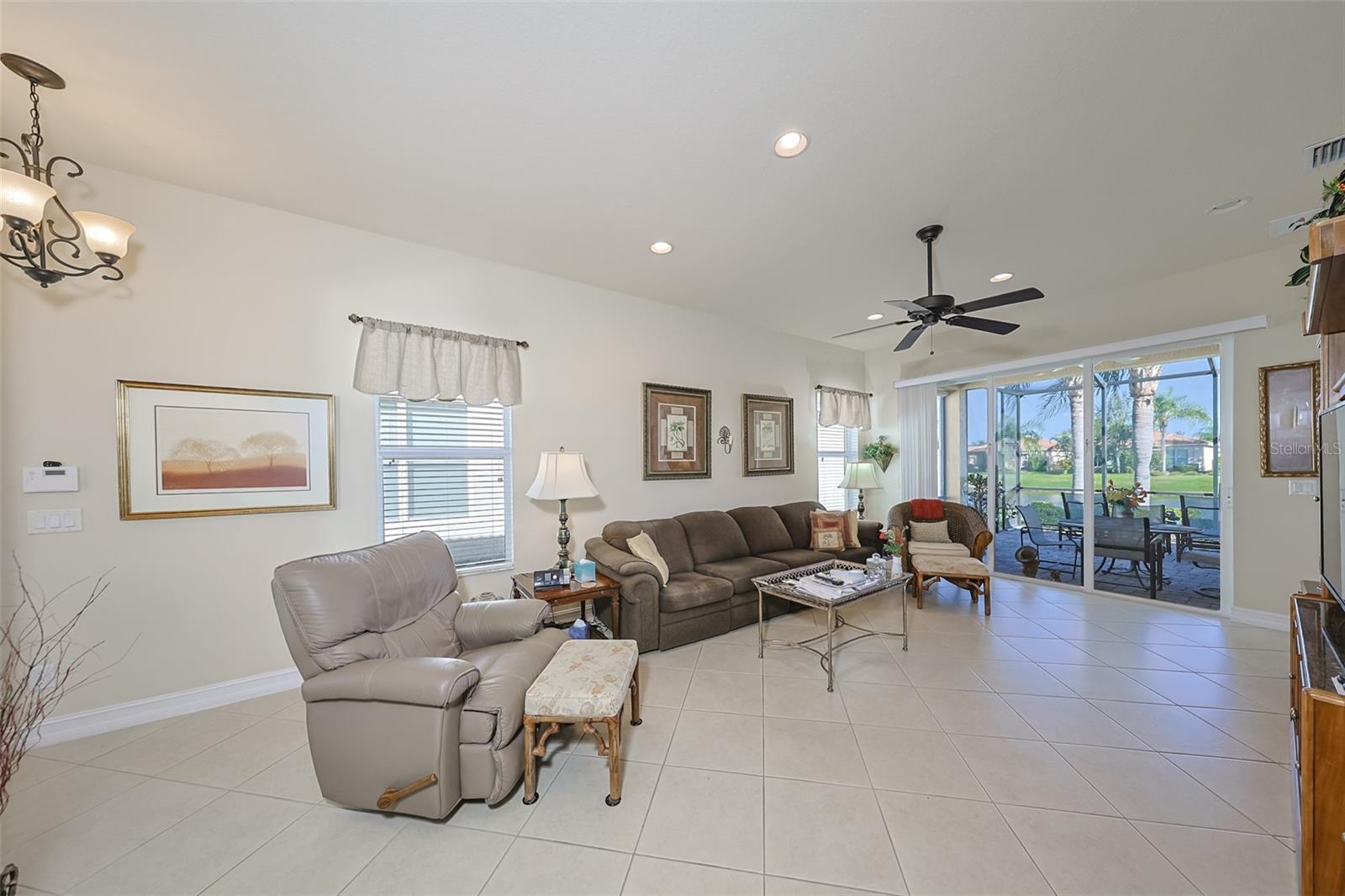 15948 COBBLE MILL DR — photo 25
