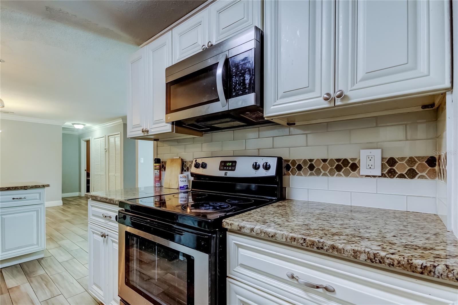 4532 DEVONSHIRE RD — photo 14