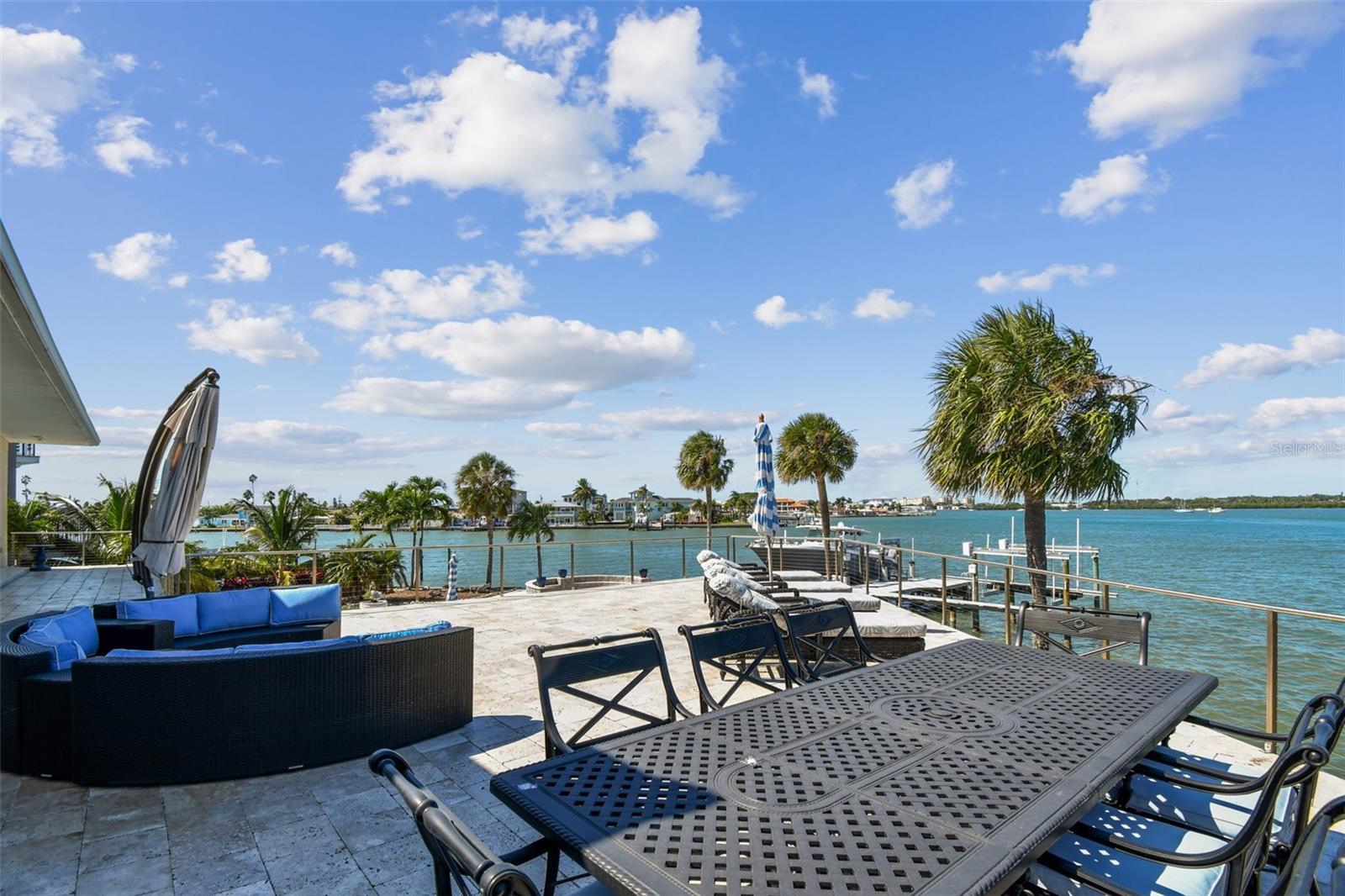 582 JOHNS PASS AVE — photo 36