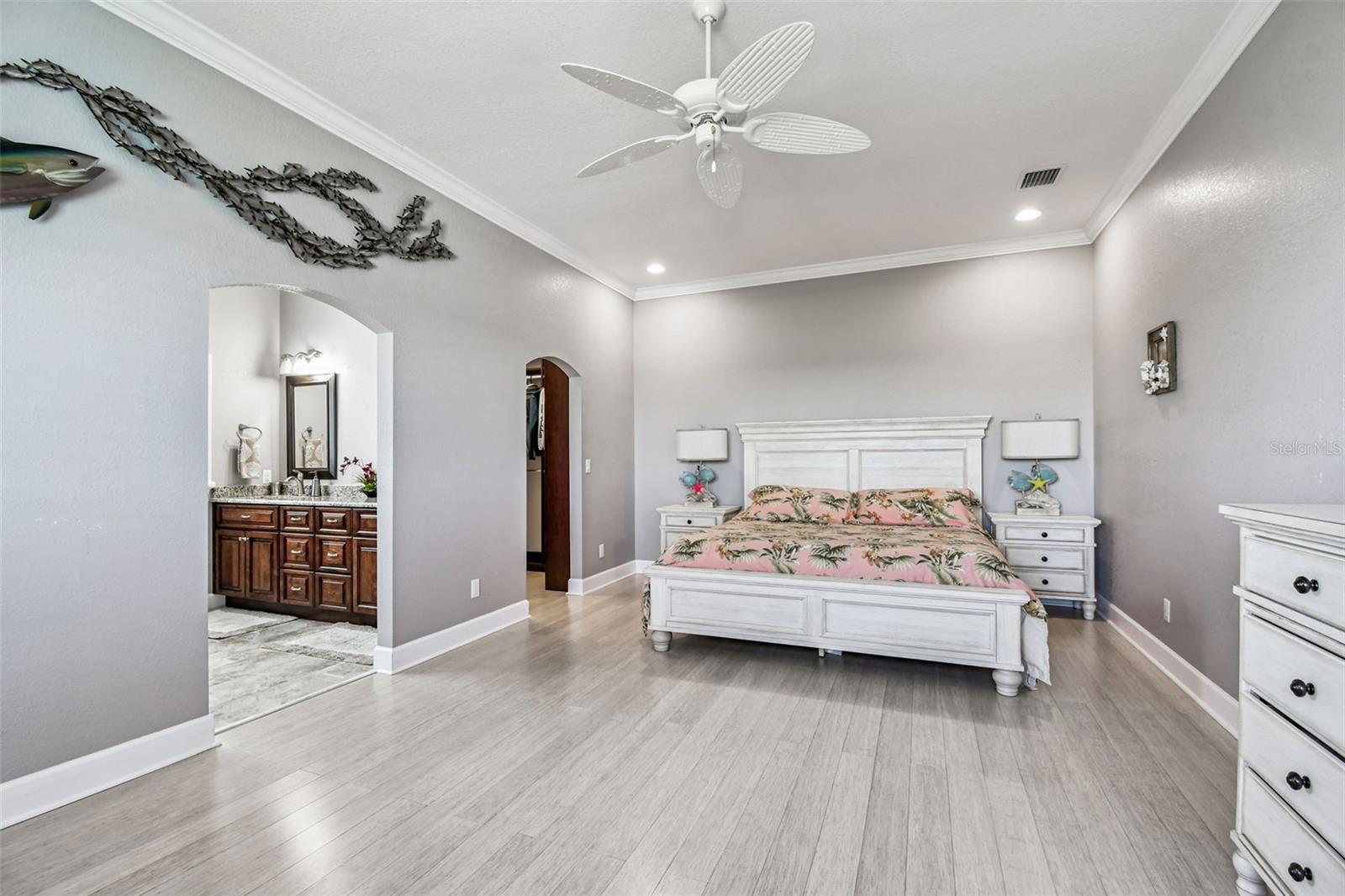 582 JOHNS PASS AVE — photo 45