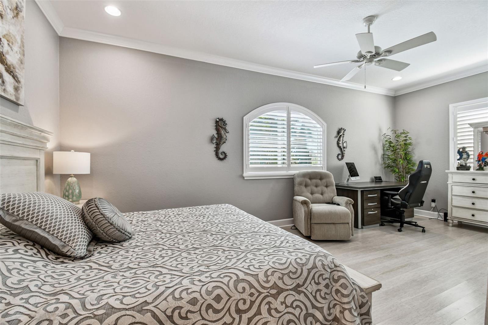 582 JOHNS PASS AVE — photo 57