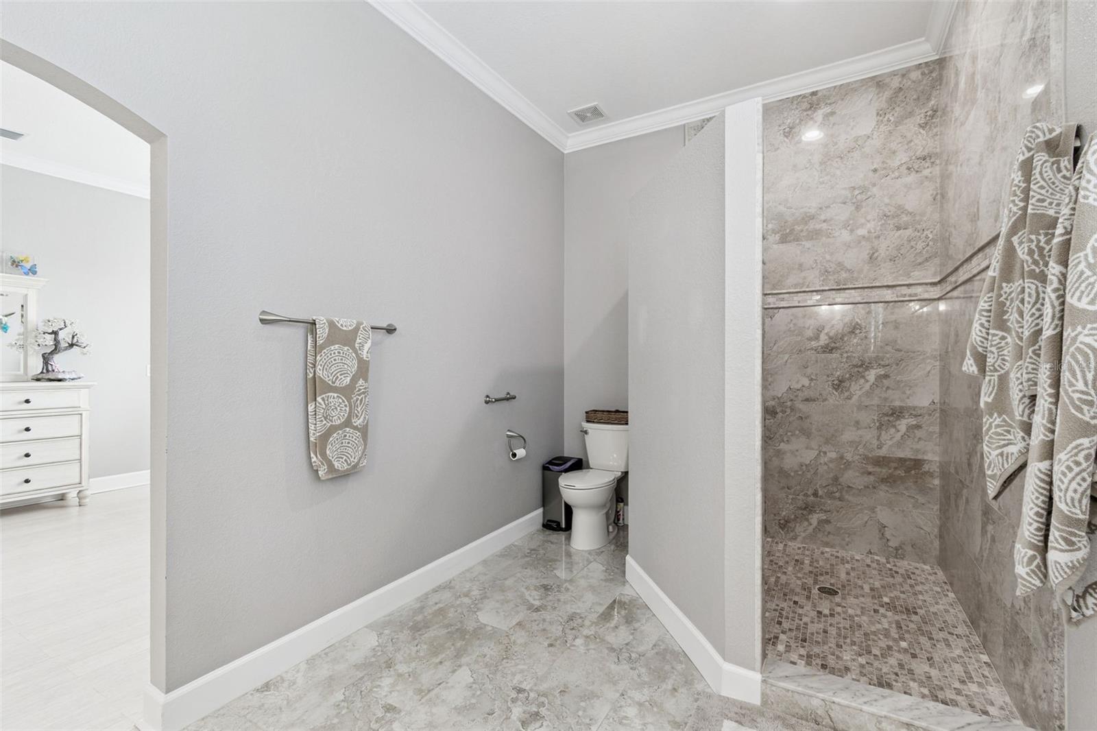 582 JOHNS PASS AVE — photo 48