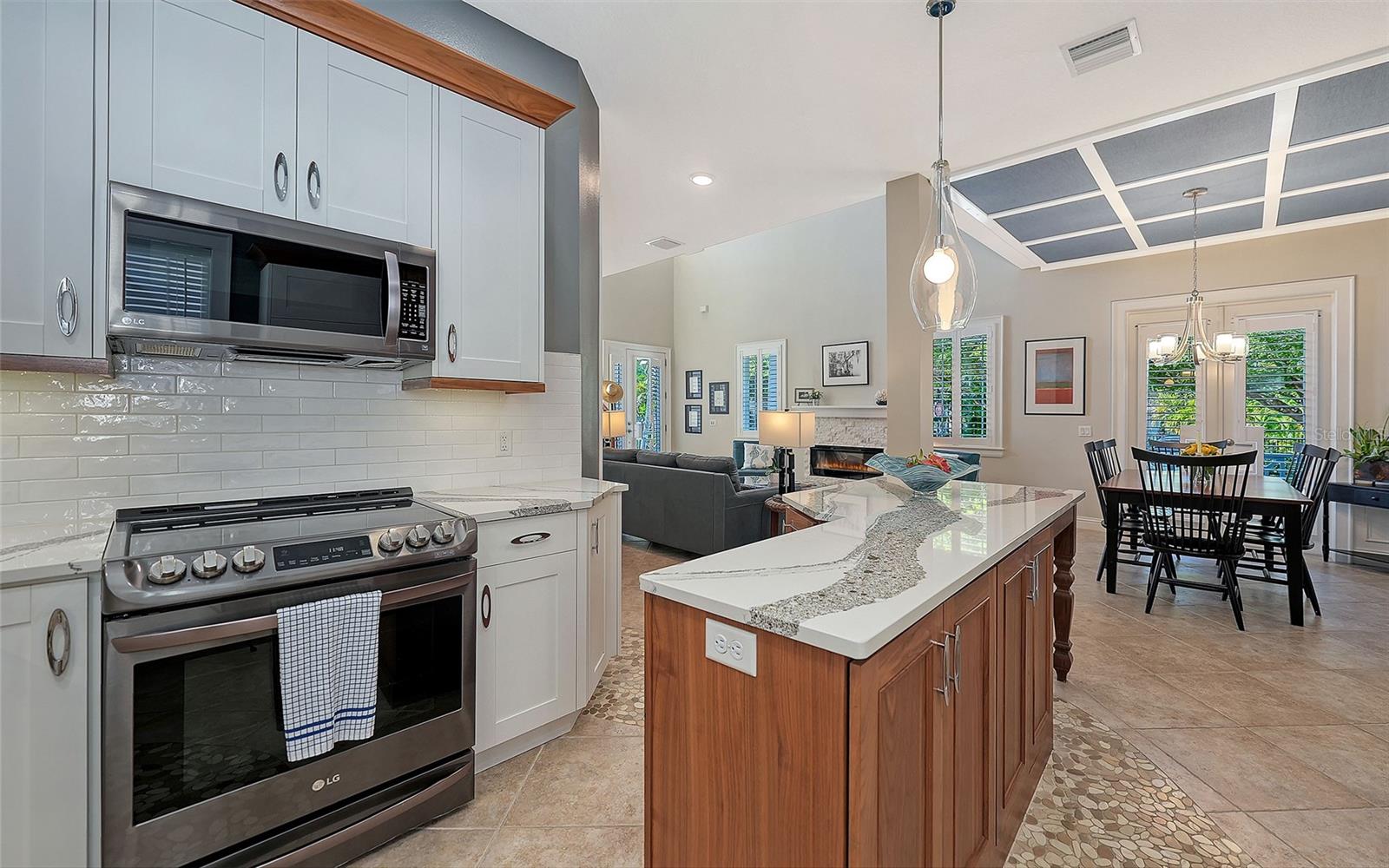 1775 STAPLETON ST — photo 17