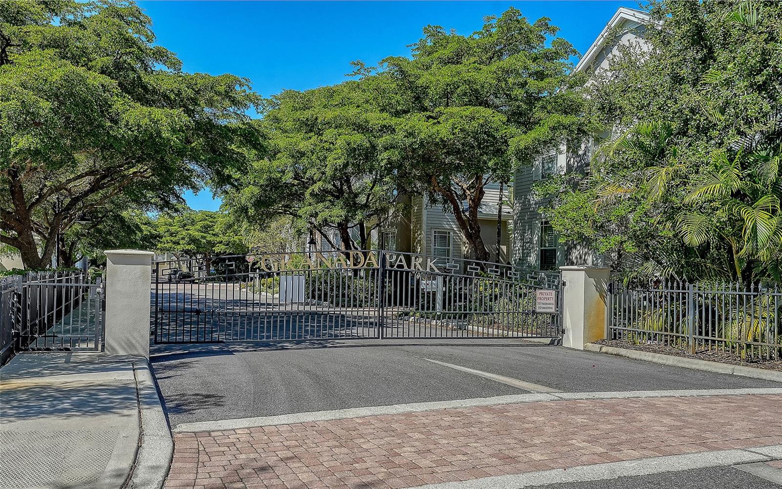 1775 STAPLETON ST — photo 47