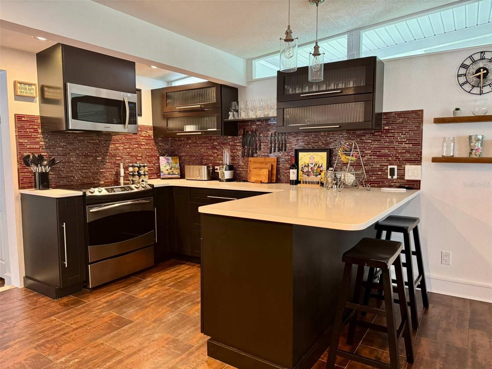 3012 GRAND VIEW AVE — photo 8