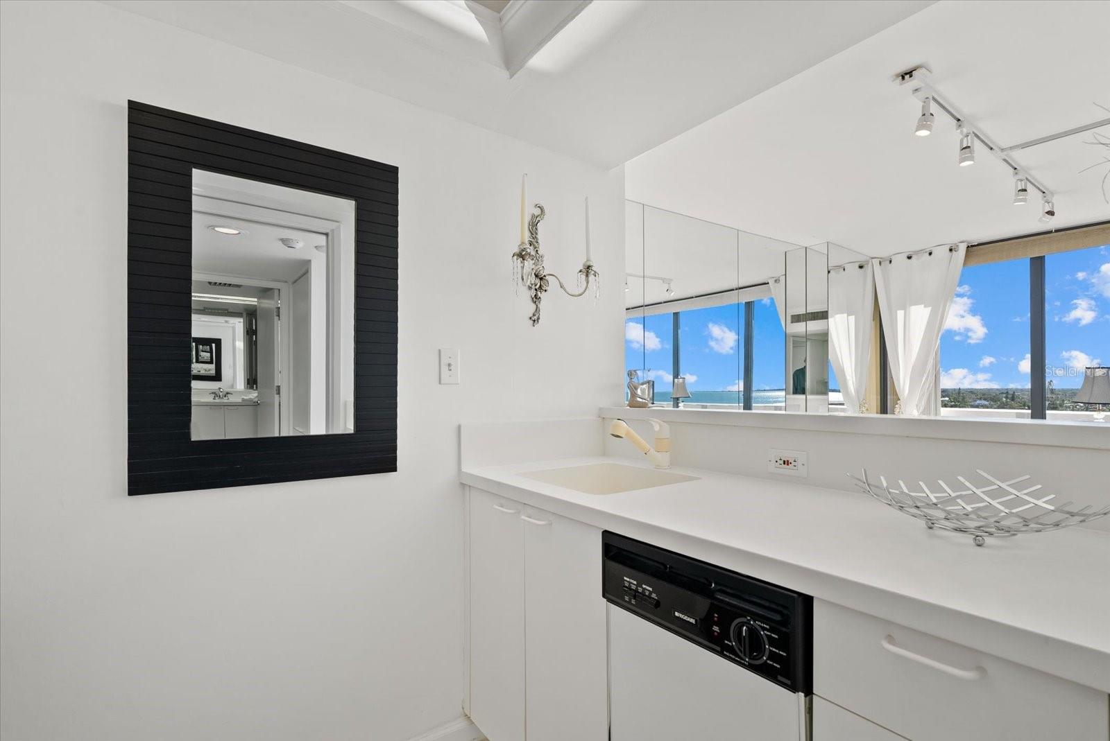 5400 OCEAN BLVD #8-05 — photo 15