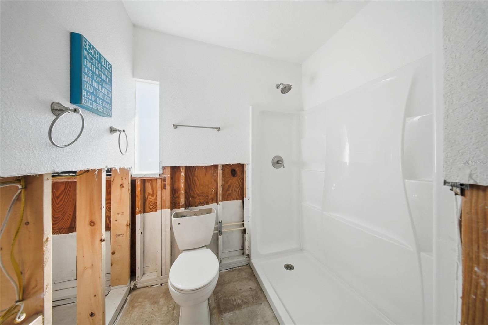 4324 BAYSHORE BLVD NE — photo 18