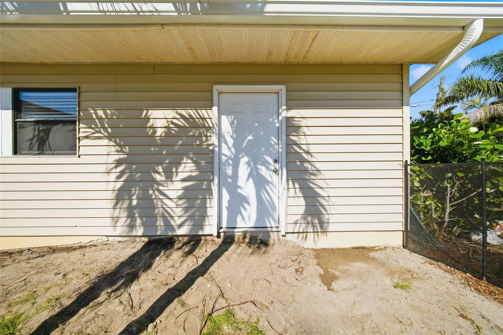 4324 BAYSHORE BLVD NE — photo 16