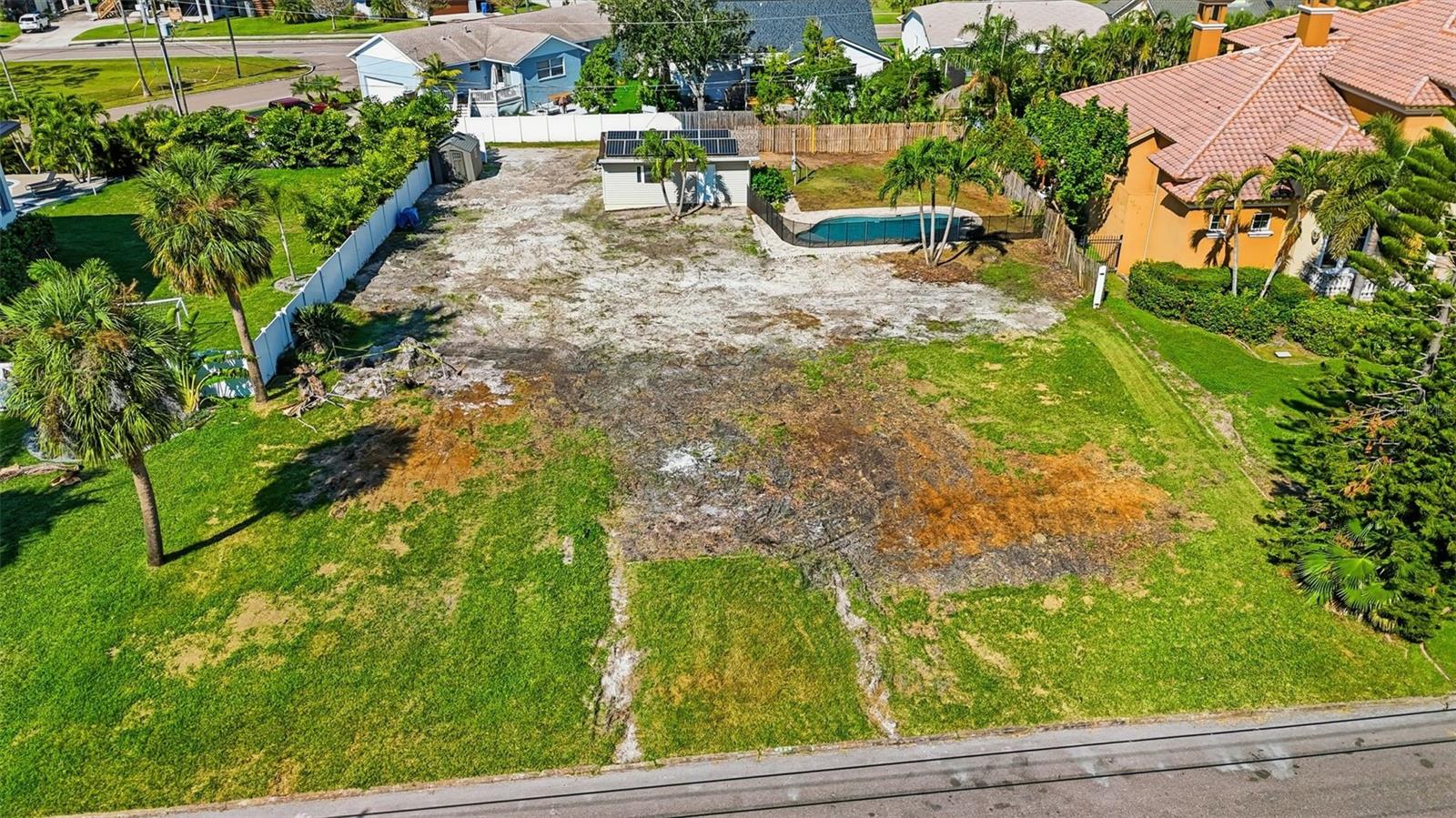 4324 BAYSHORE BLVD NE — photo 8