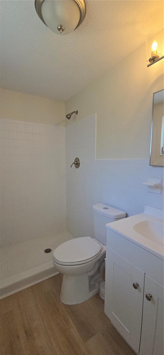 4102 DALWOOD DR — photo 8
