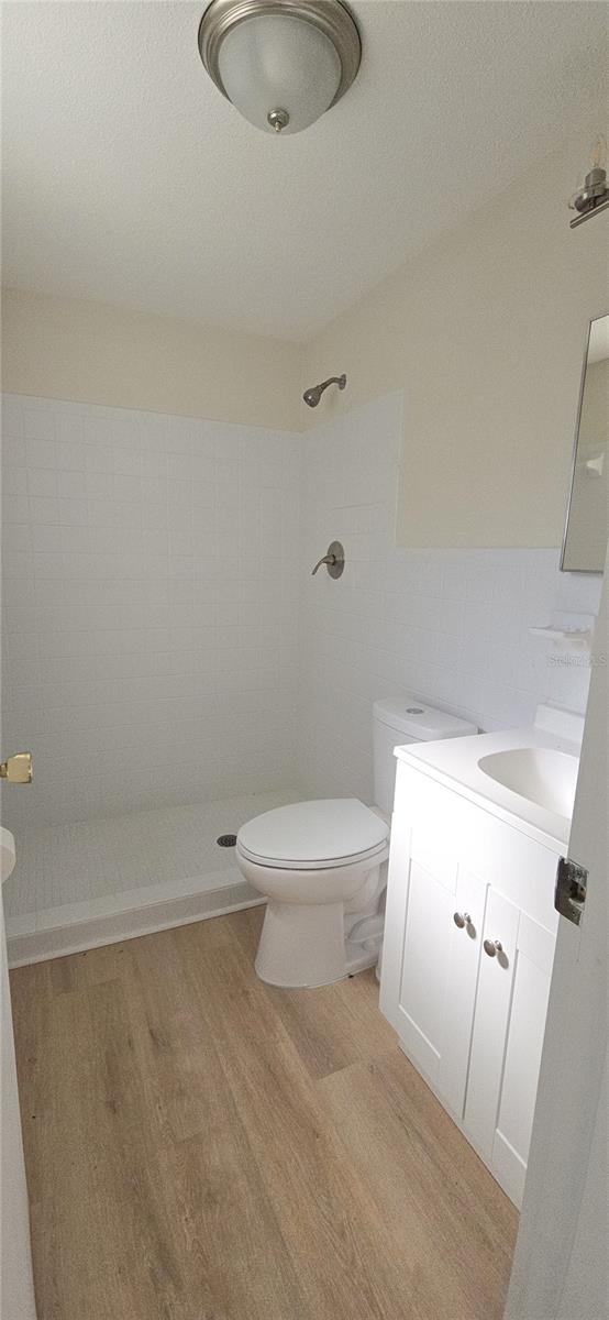 4102 DALWOOD DR — photo 10