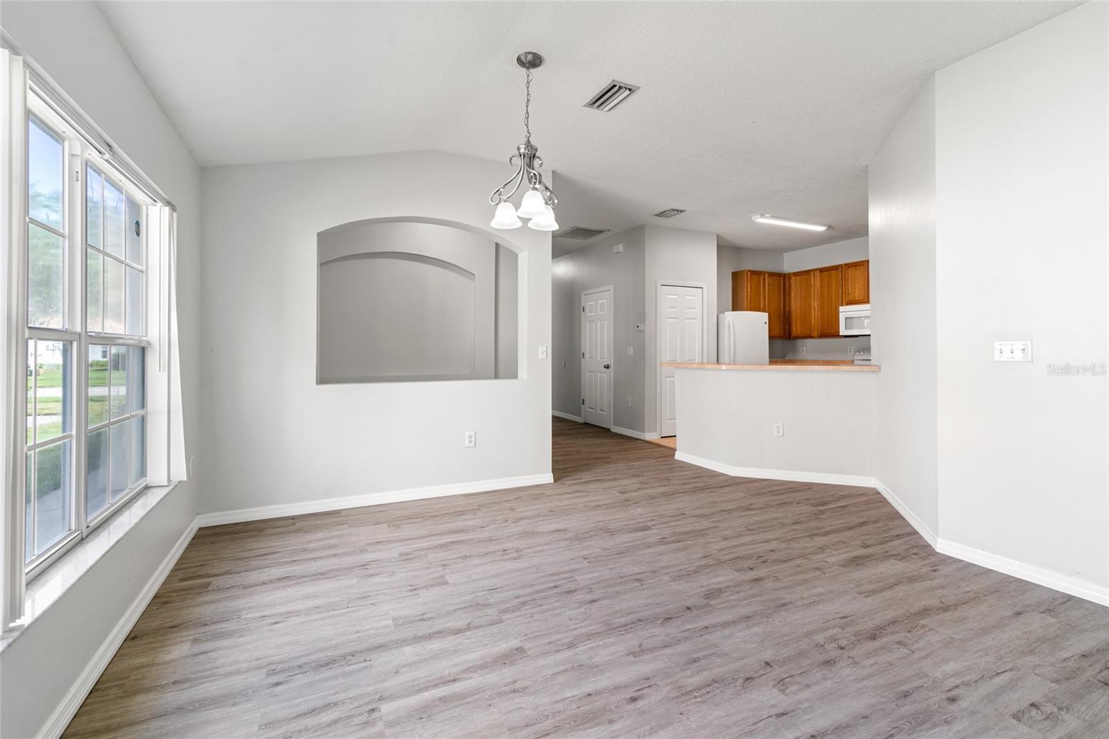 5727 AUTUMN SHIRE DR — photo 18