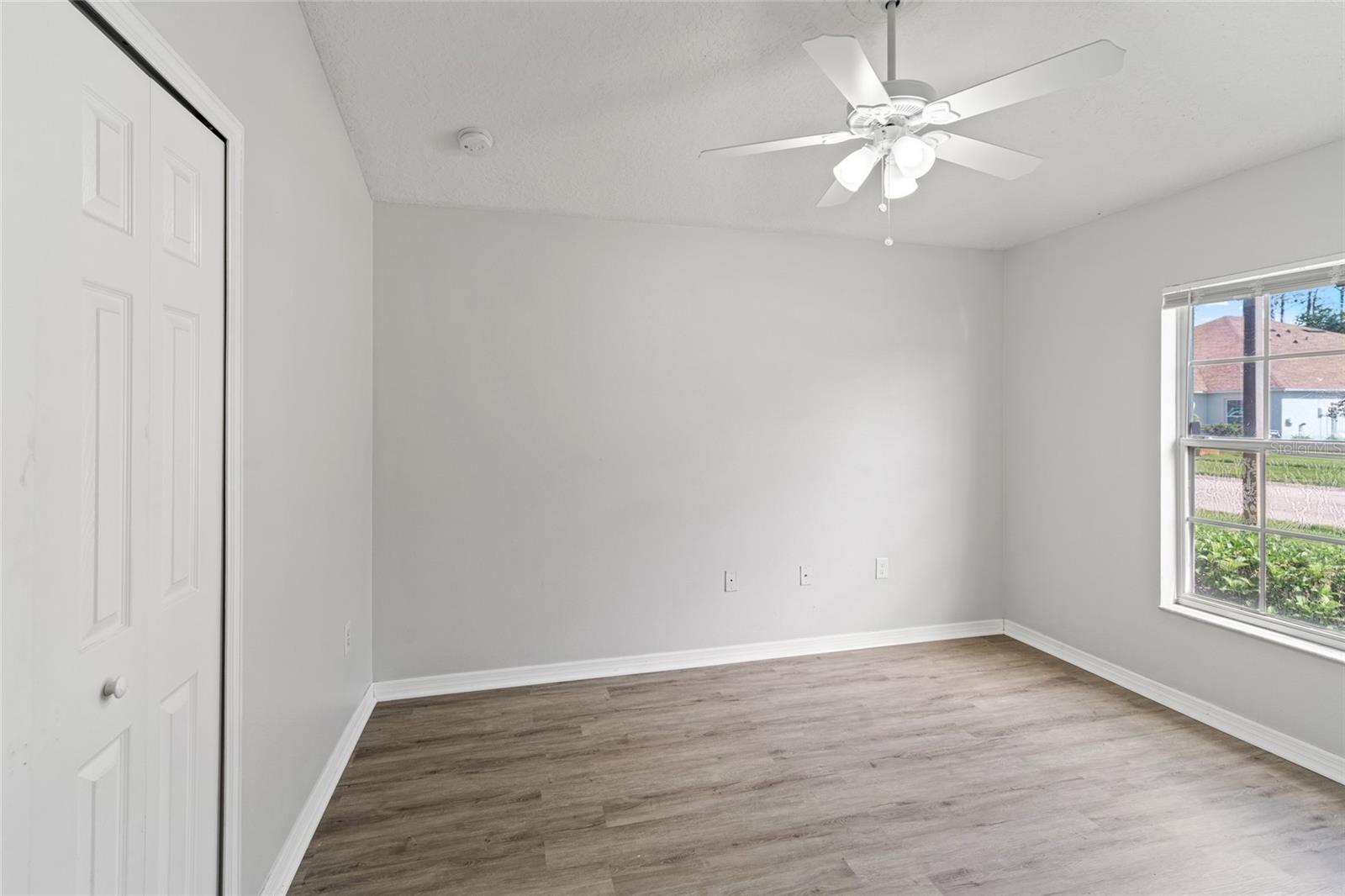 5727 AUTUMN SHIRE DR — photo 16