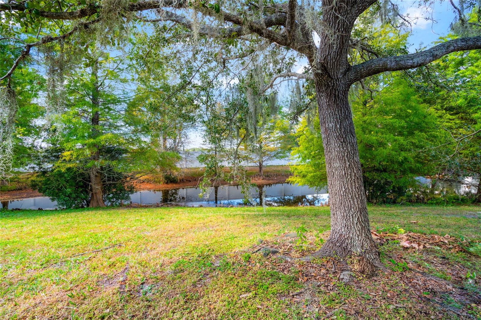 5727 AUTUMN SHIRE DR — photo 27