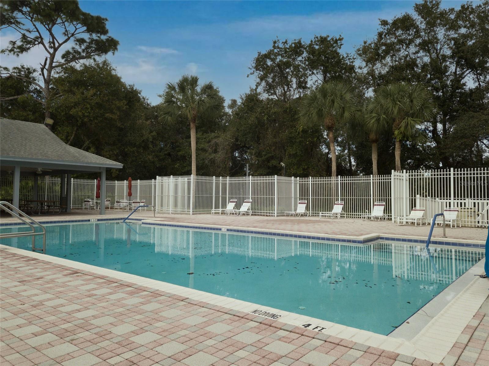 5727 AUTUMN SHIRE DR — photo 37