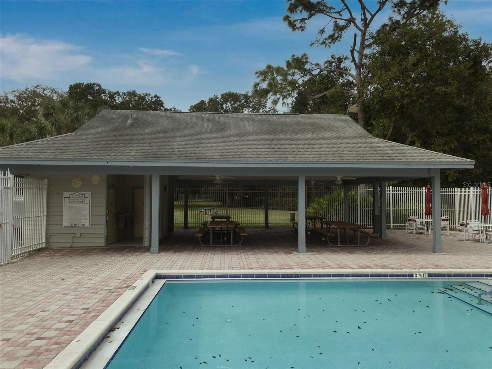 5727 AUTUMN SHIRE DR — photo 38