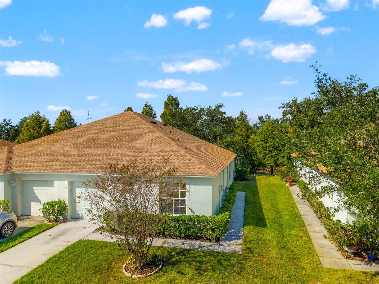 5727 AUTUMN SHIRE DR — photo 31