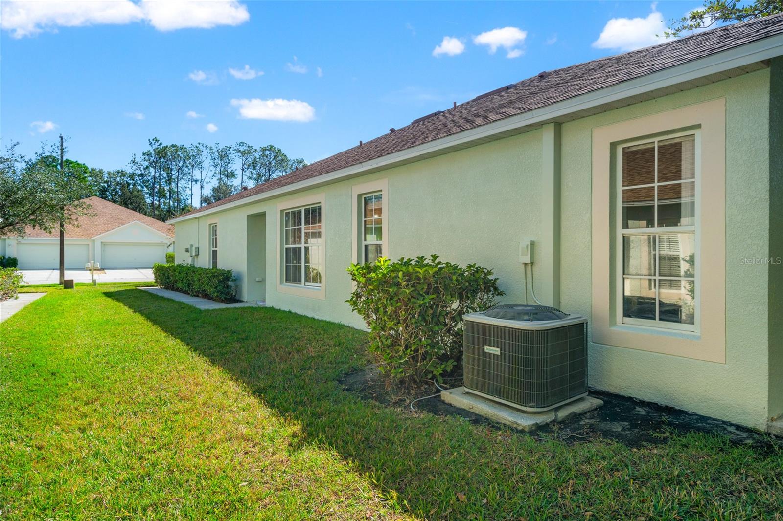 5727 AUTUMN SHIRE DR — photo 28