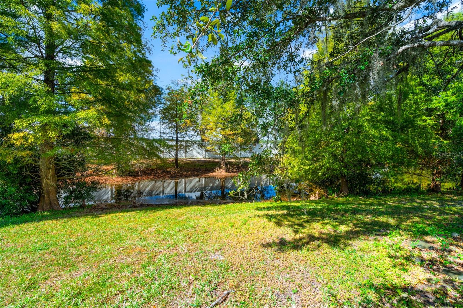 5727 AUTUMN SHIRE DR — photo 25