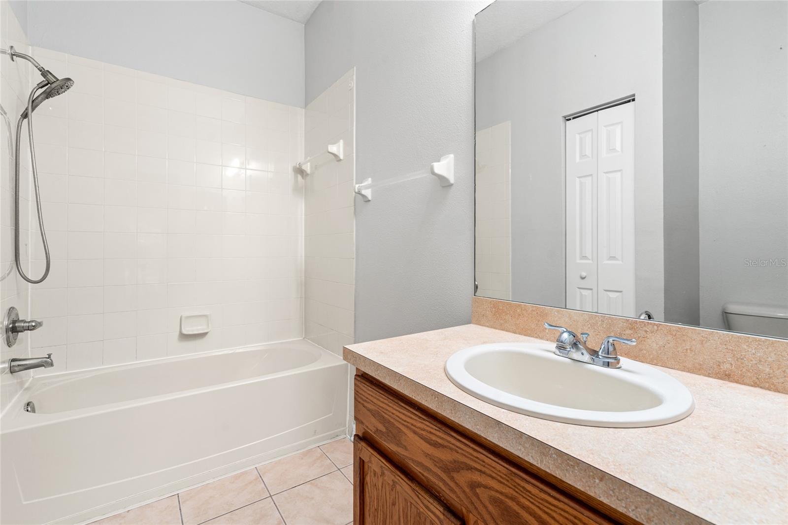 5727 AUTUMN SHIRE DR — photo 23