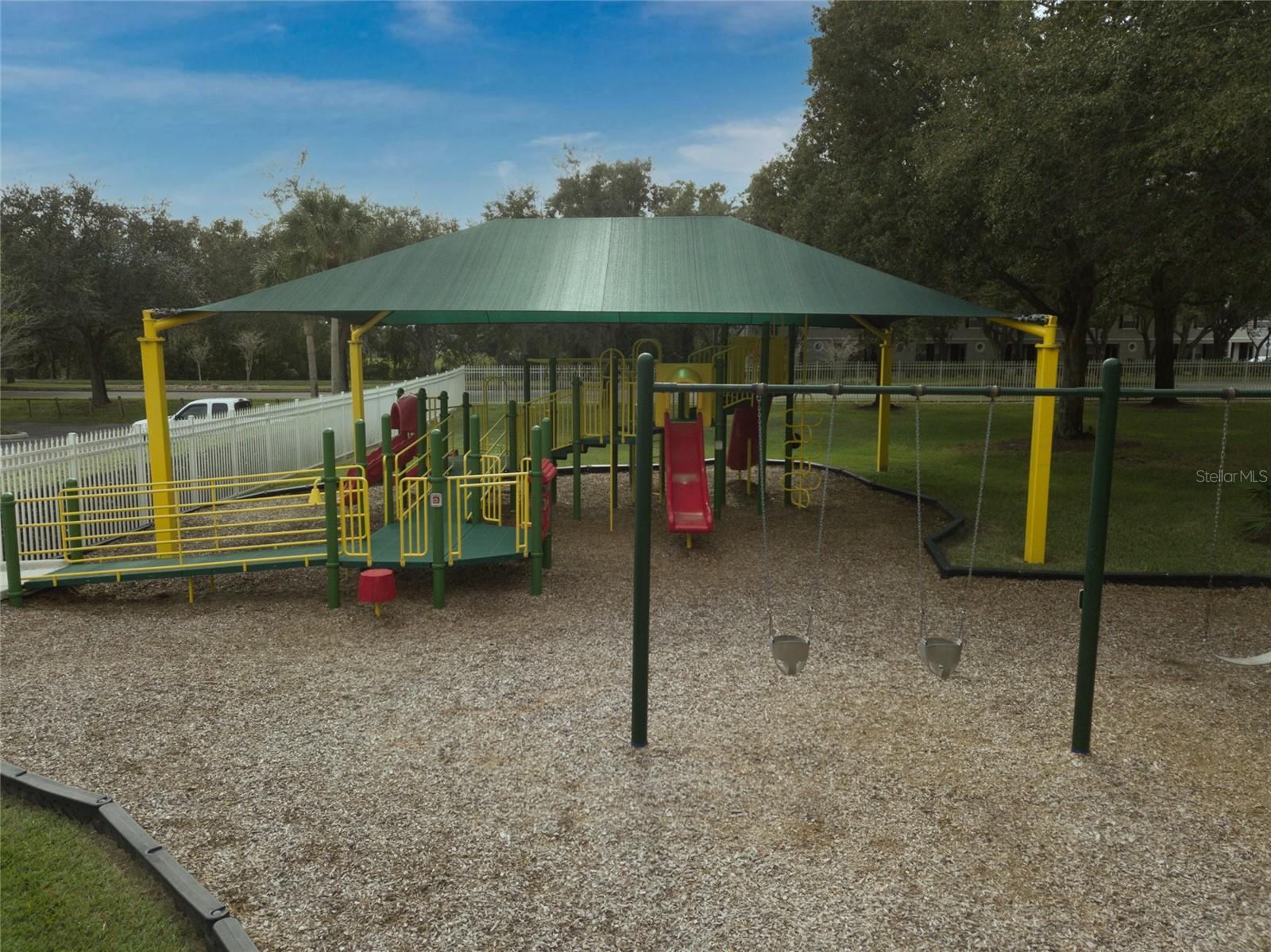 5727 AUTUMN SHIRE DR — photo 40