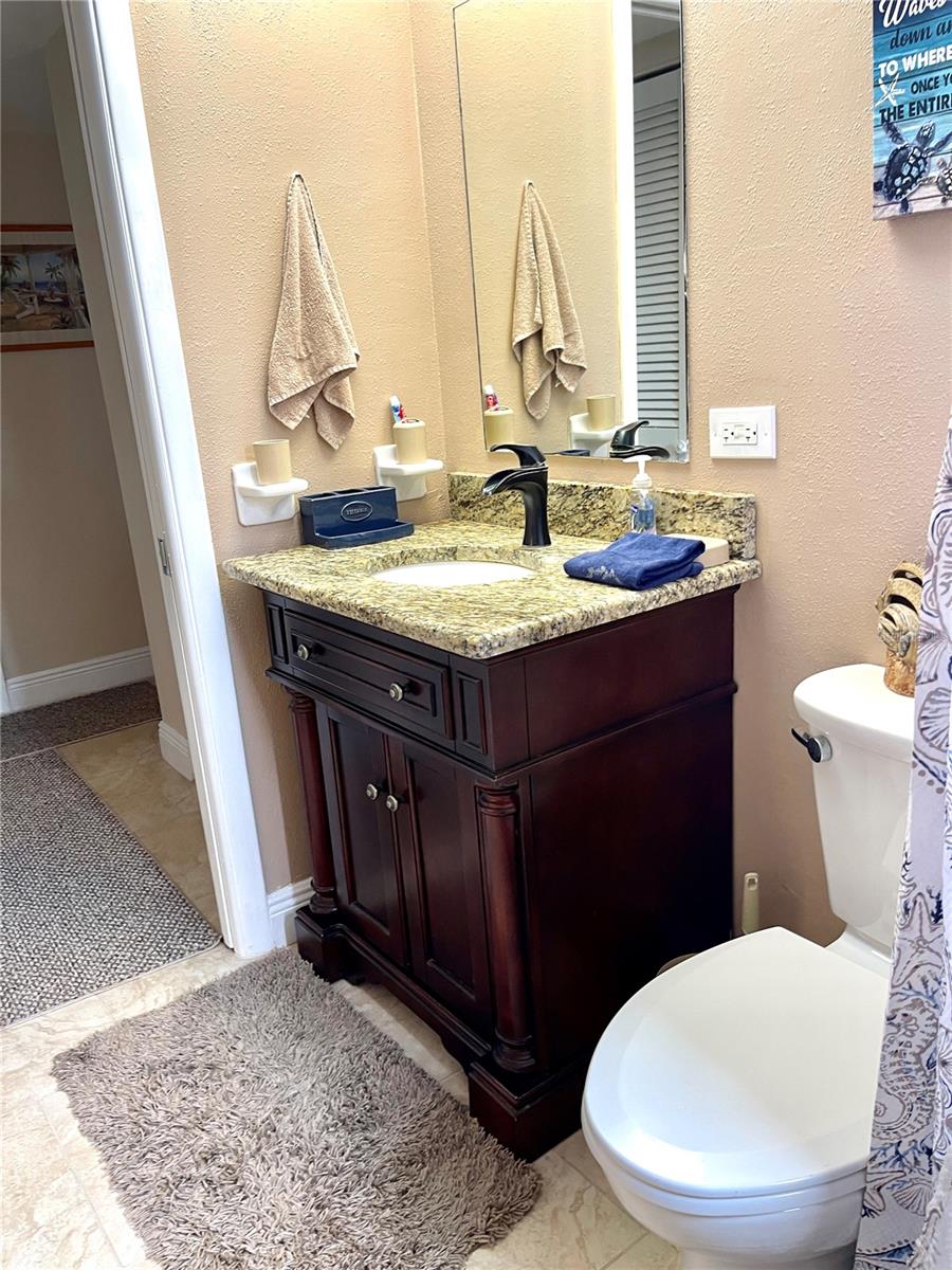 4650 COVE CIR #402 — photo 35