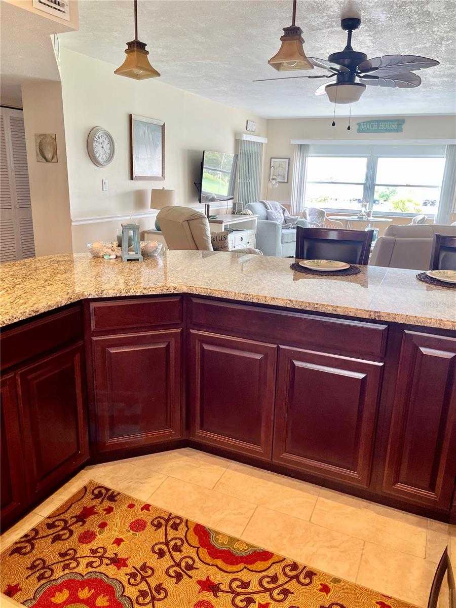 4650 COVE CIR #402 — photo 9