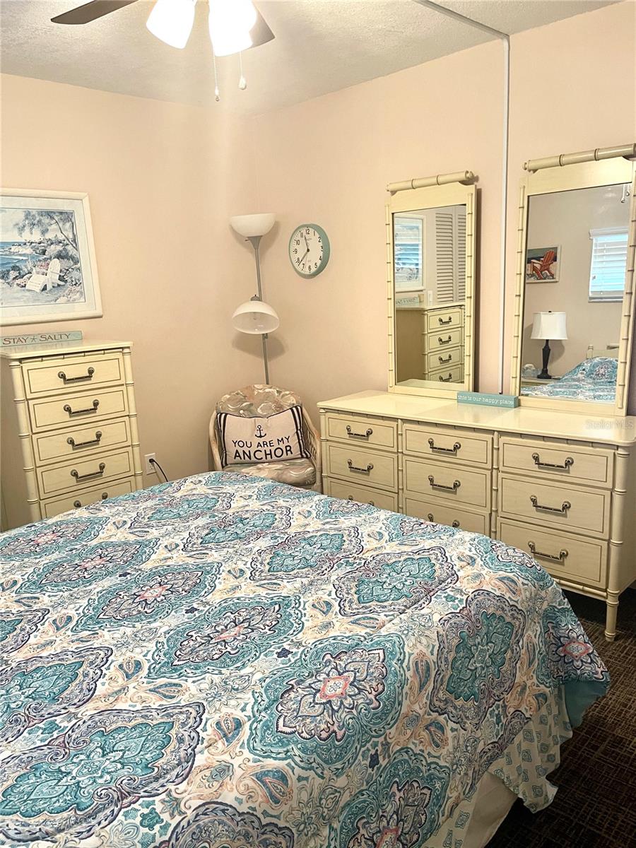 4650 COVE CIR #402 — photo 30