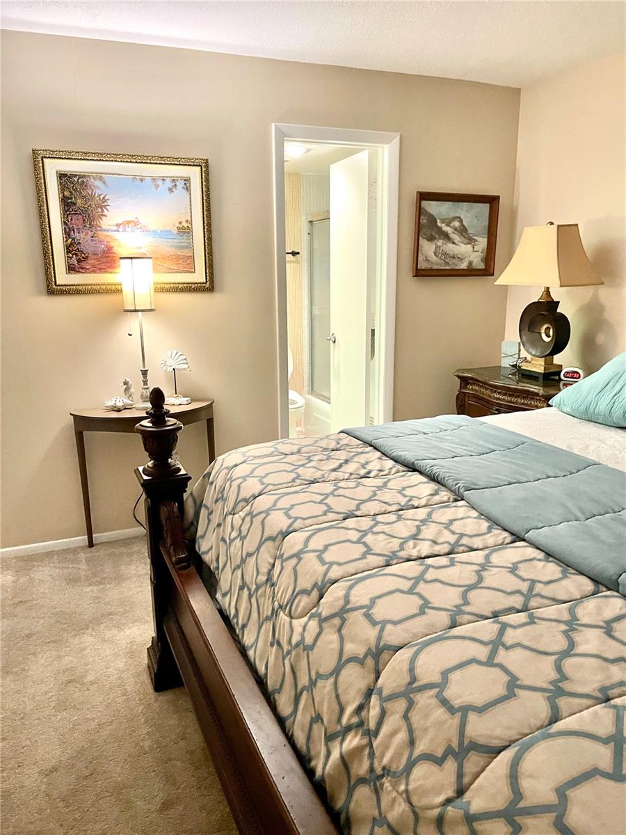 4650 COVE CIR #402 — photo 20