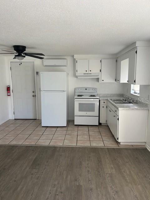 8129 CASS RD — photo 4