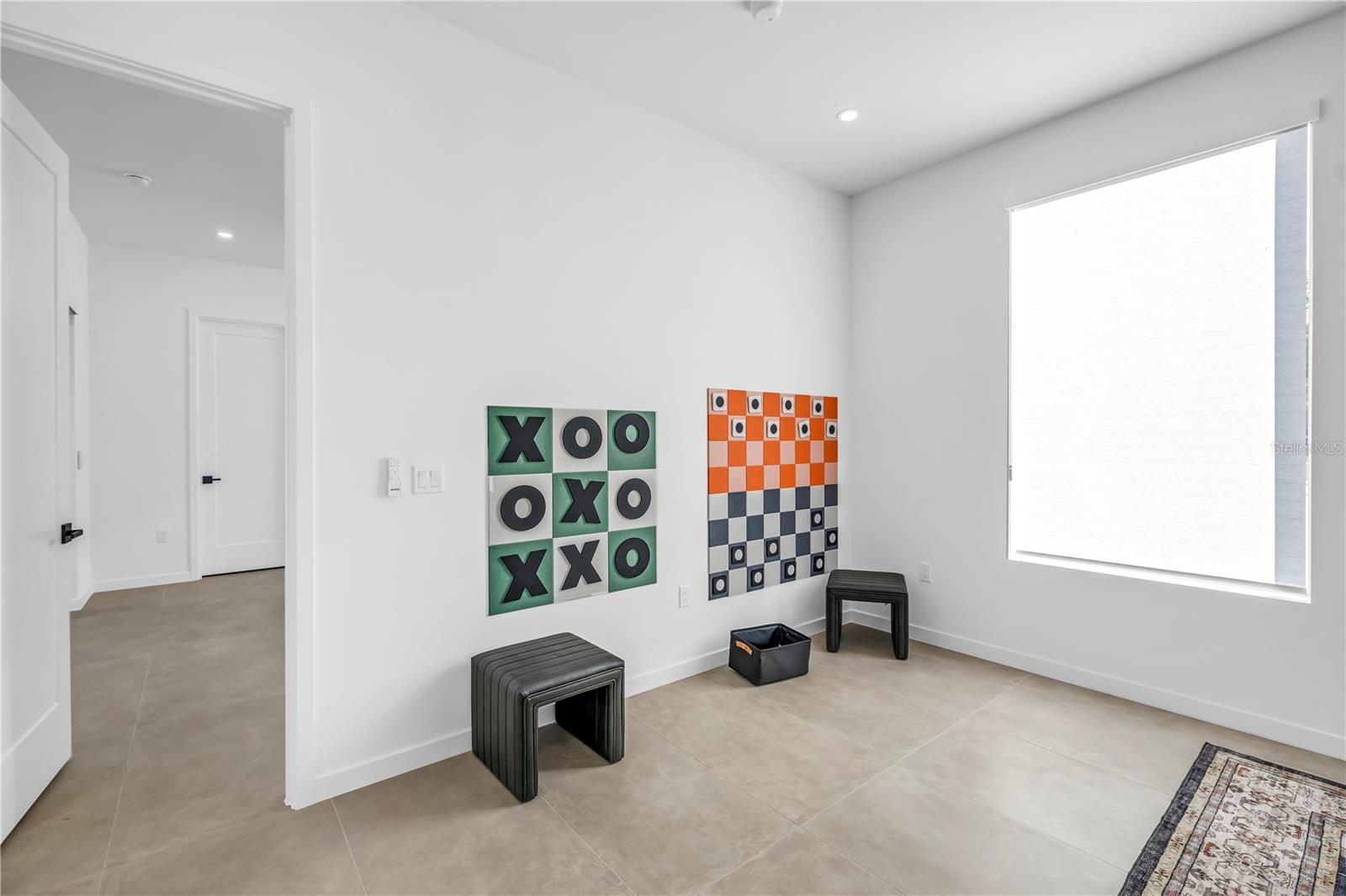 2305 TEMPLE ST — photo 40