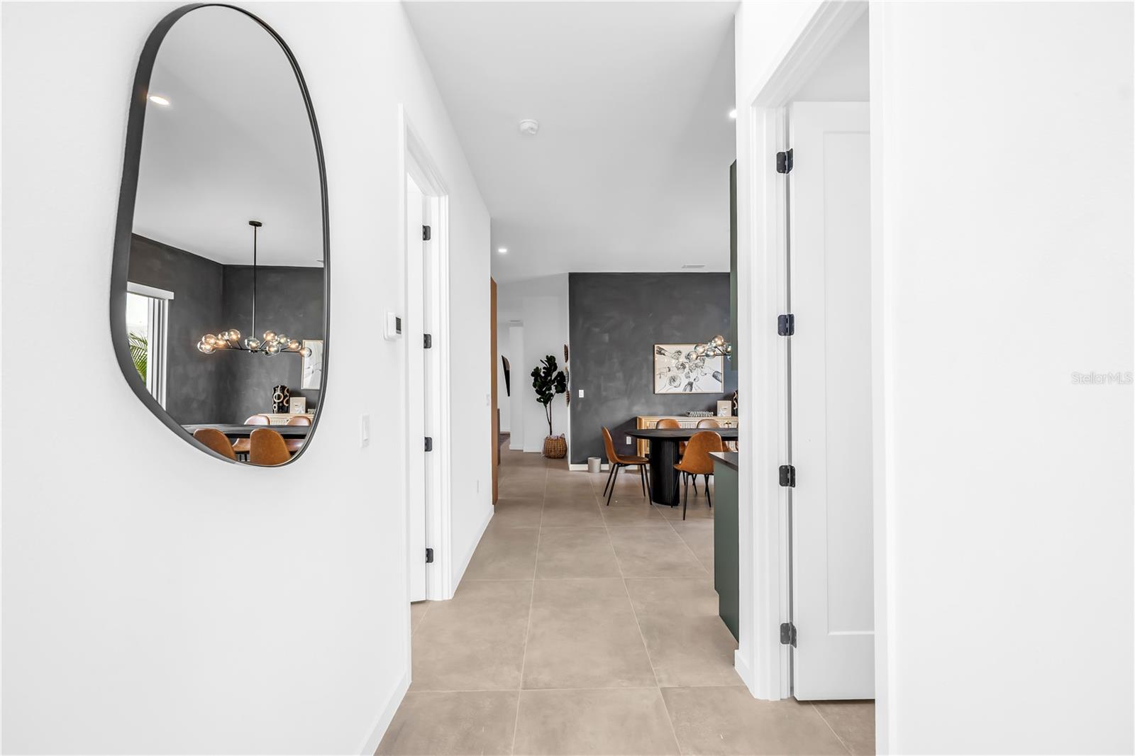 2305 TEMPLE ST — photo 5