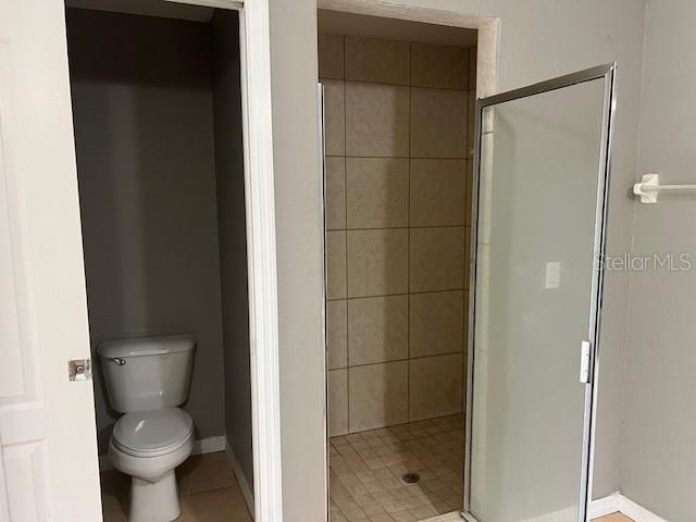 2447 JARVIS ST — photo 15