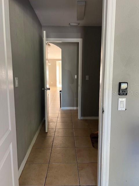 2447 JARVIS ST — photo 21